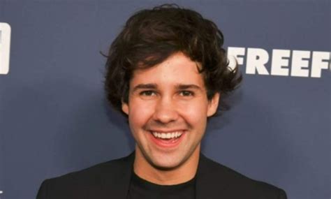 David Dobrik: Bio, Height, Weight, Measurements